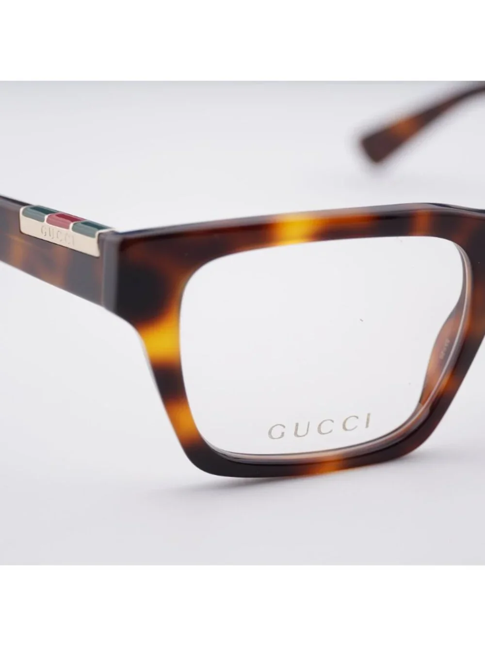 Gucci model gg1889o